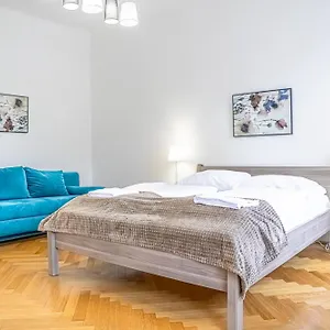 Apartament Comfortable 2br Apt, Near Wiener Stadthalle, Wiedeń
